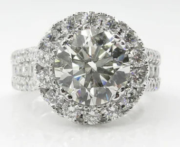 New Women's Micro-Paved Diamond Ring