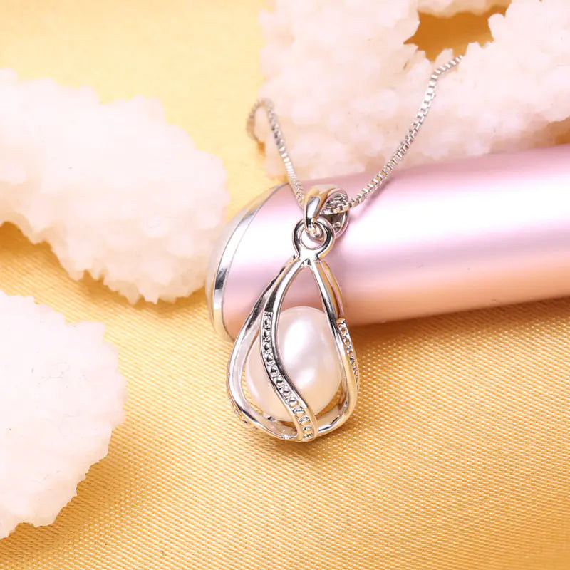 Natural Pearl Shell Punk Cross Pendant for Jewelry