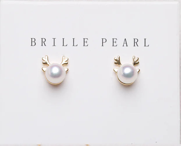 Pearl Jewelry Set with Minimalist Necklace and Earrings