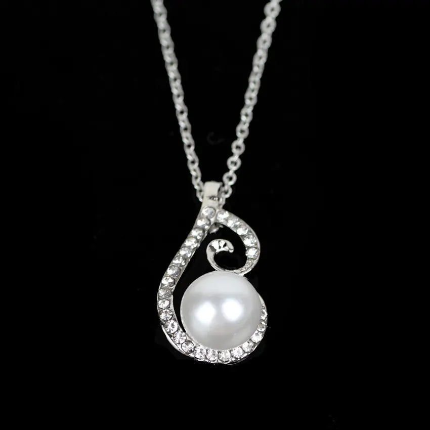 Bridal Jewelry Set with Pearl and Rhinestone Earrings
