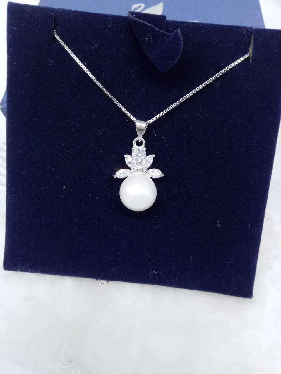 S925 Silver Jewelry Wholesale - Pearl Necklace with Diamonds