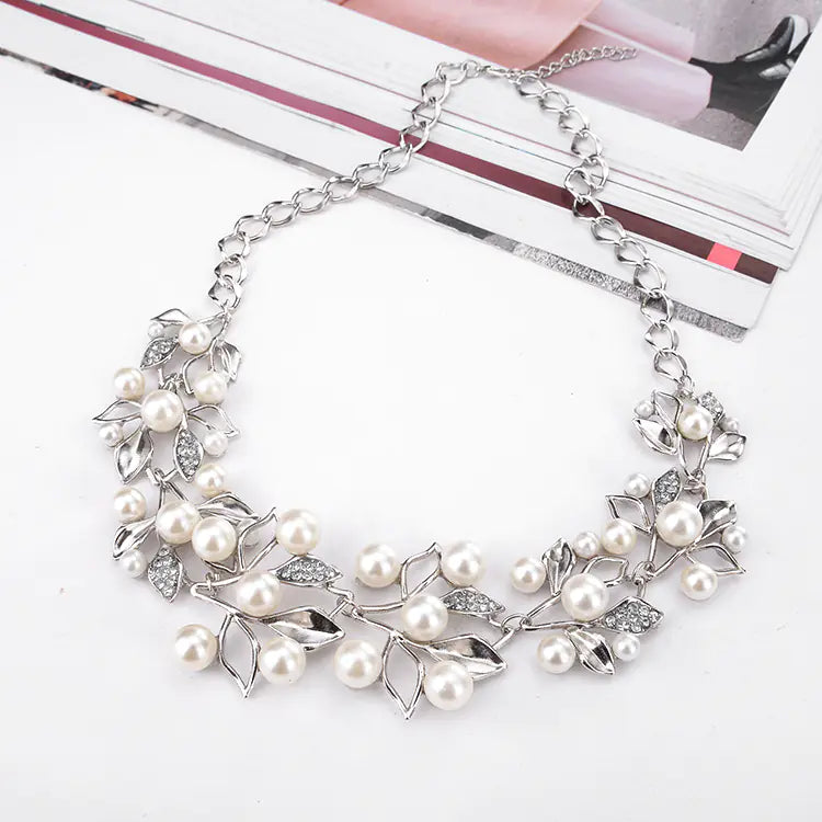 Trendy Pearl and Diamond Bridal Jewelry Set