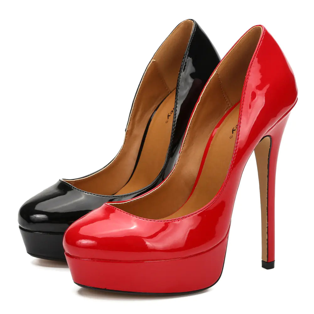 Transforming Crossdresser, Plus Size, High Heels