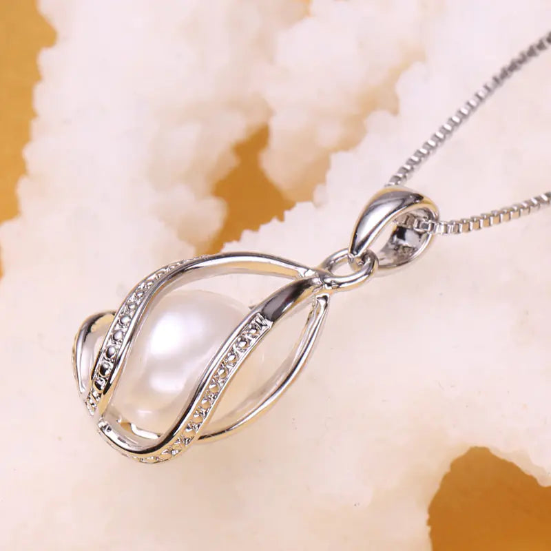Natural Pearl Shell Punk Cross Pendant for Jewelry