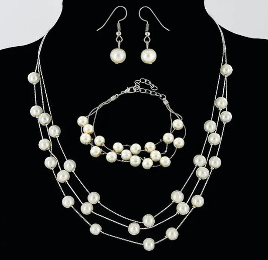 Elegant Bride and Bridesmaid Pearl Jewelry Set