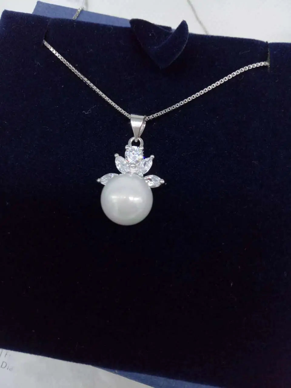 S925 Silver Jewelry Wholesale - Pearl Necklace with Diamonds