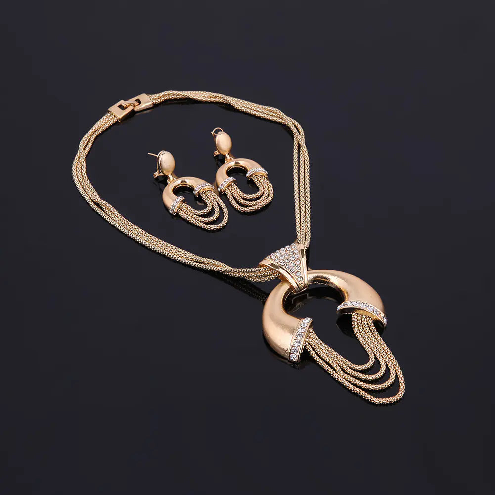 Exaggerated Gold Bridal Jewelry Set - 4-Piece Alloy Set