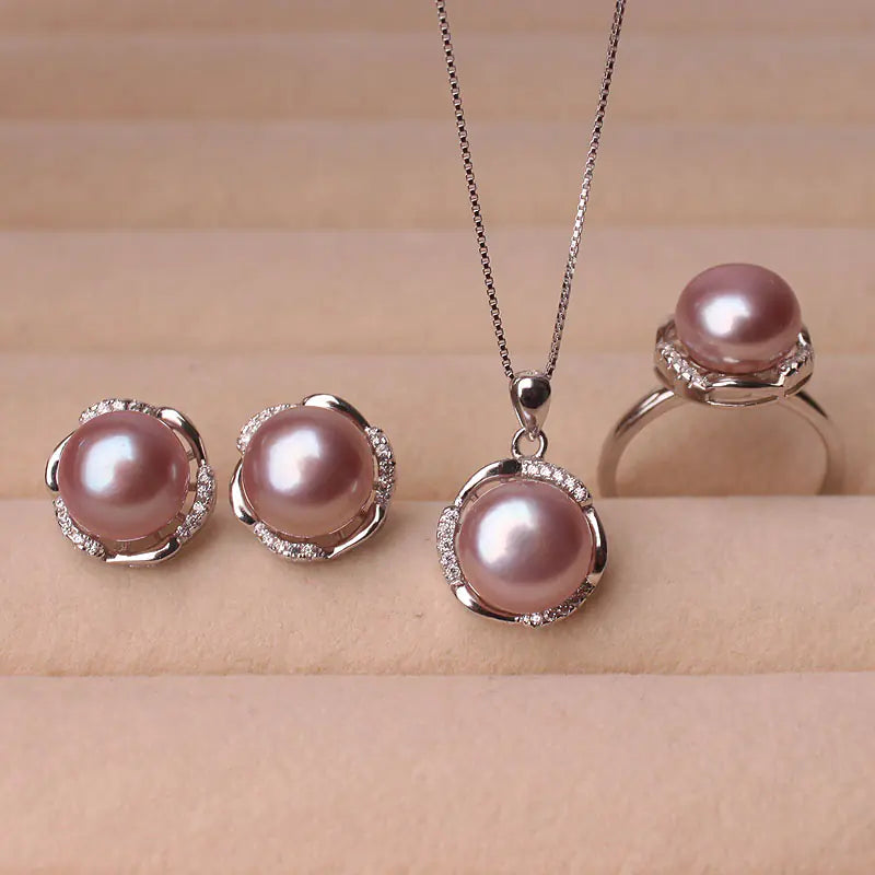 Natural Freshwater Pearl Jewelry Set in Silver