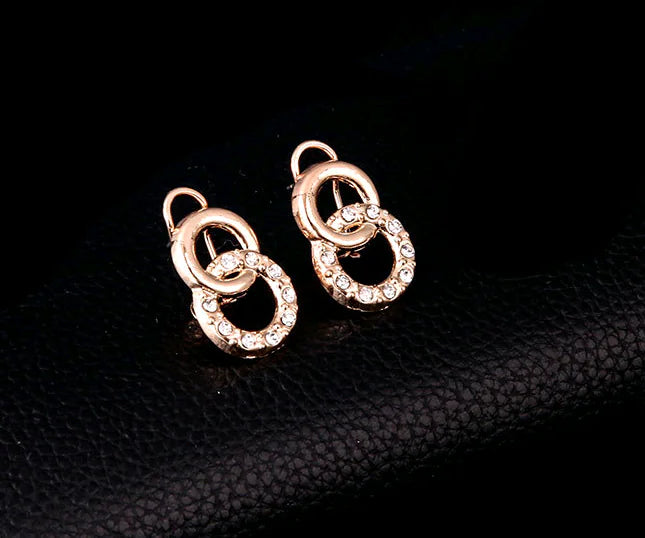 18K Gold-Plated Jewelry Set: Necklace, Earrings, Bracelet, Ring